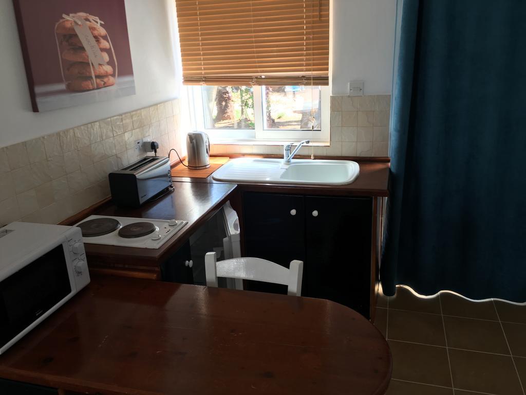 Polis Periyiali Apartments מראה חיצוני תמונה